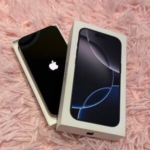 Apple iPhone 16 - Refurbished with Box (Gold)